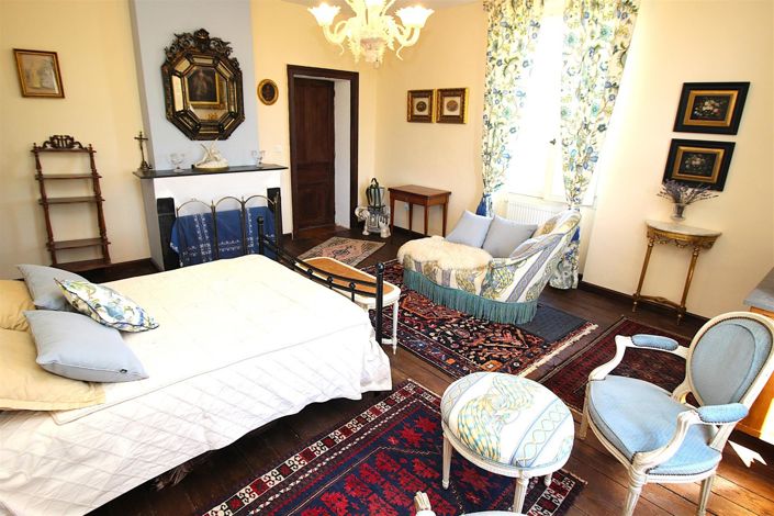 Image No.22-5 Bed House for sale