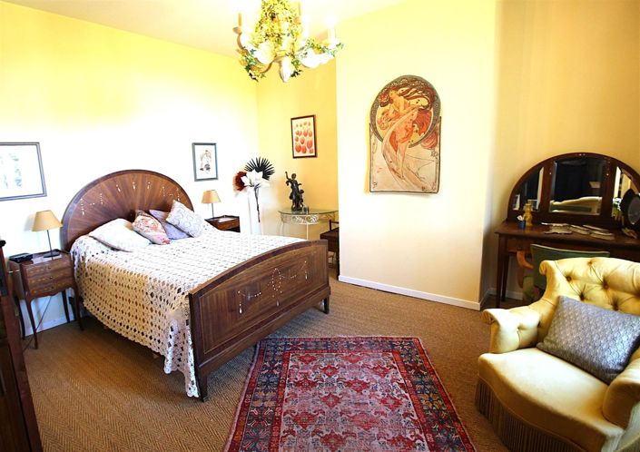 Image No.23-5 Bed House for sale