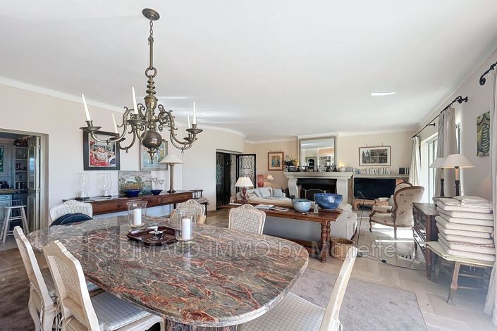 Image No.9-Maison de 6 chambres à vendre à Grimaud