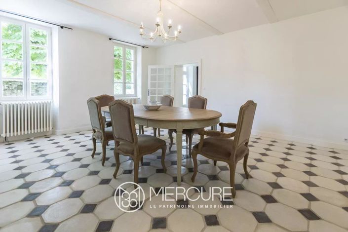 Image No.4-5 Bed House for sale