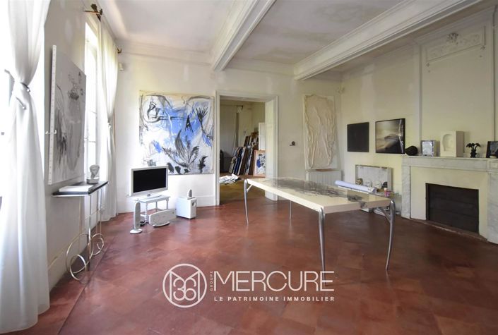 Image No.6-6 Bed House for sale