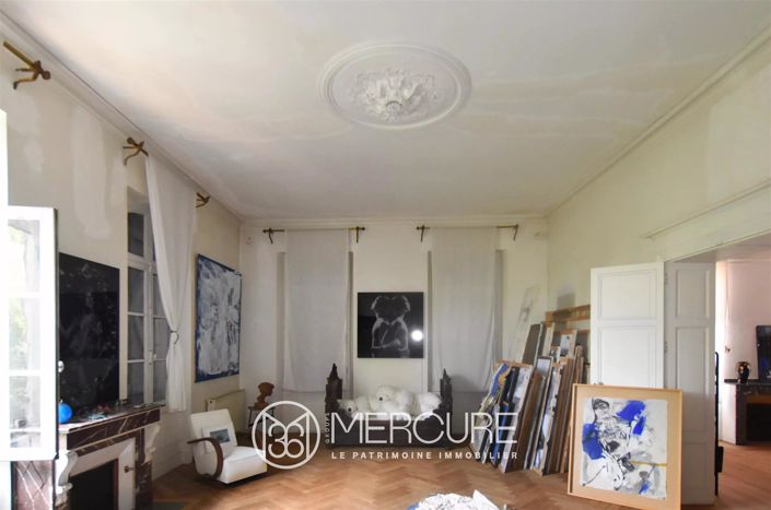 Image No.9-6 Bed House for sale