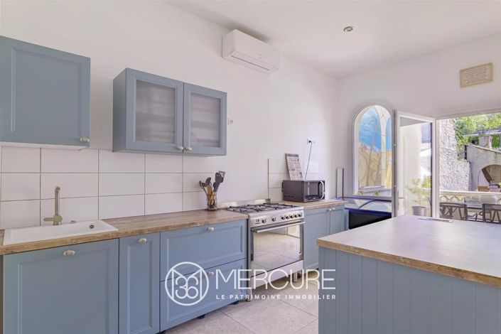 Image No.5-2 Bed House for sale