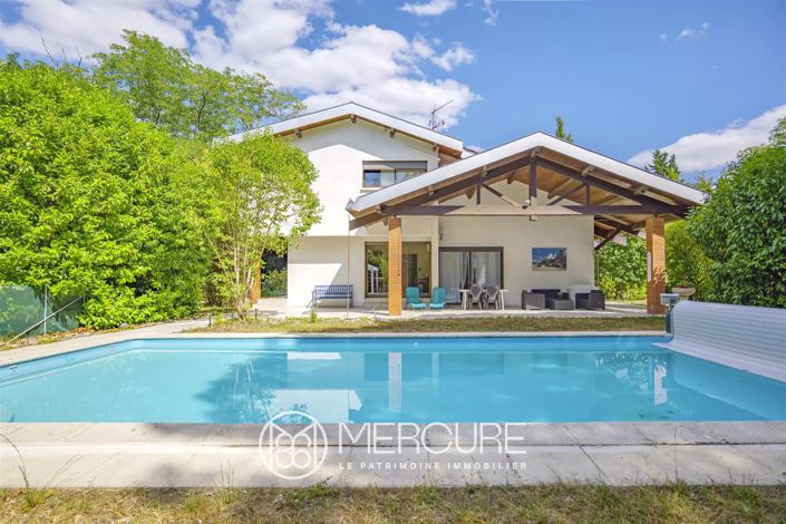 Image No.2-4 Bed House for sale