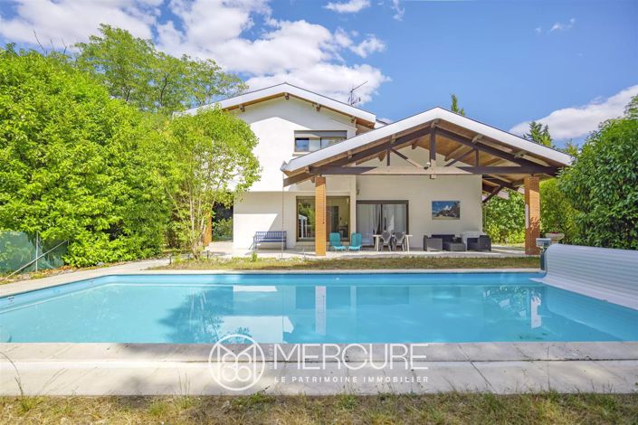 Image No.2-4 Bed House for sale