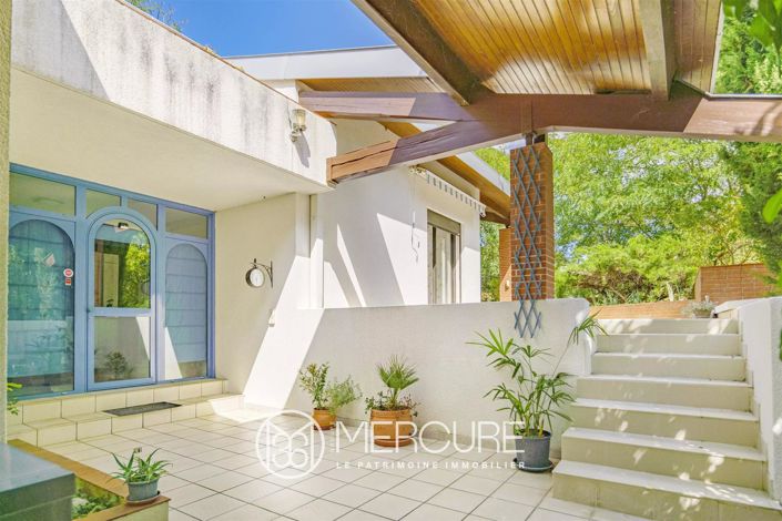 Image No.4-4 Bed House for sale