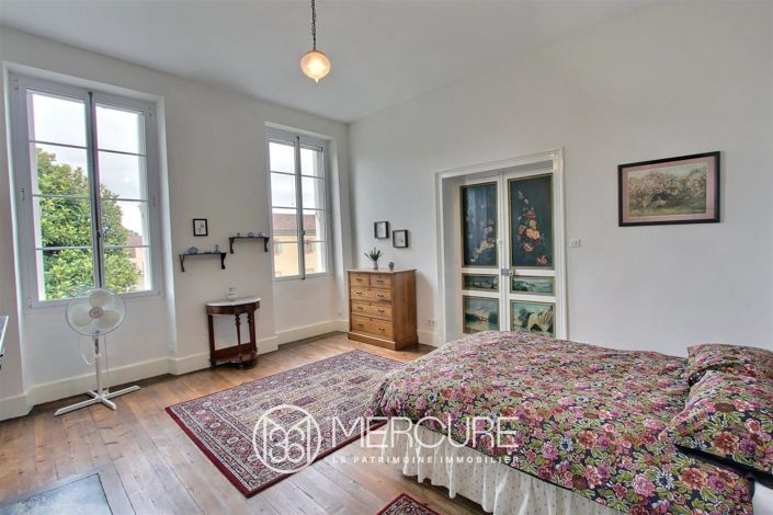 Image No.7-6 Bed House for sale