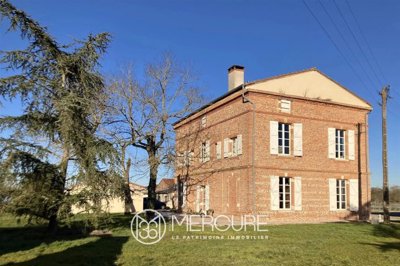 1 - Tournefeuille, House