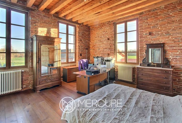 Image No.6-3 Bed House for sale