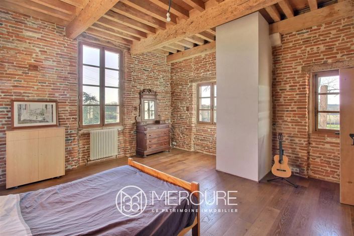 Image No.8-3 Bed House for sale