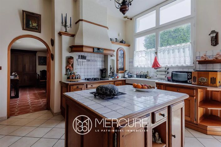 Image No.7-4 Bed House for sale