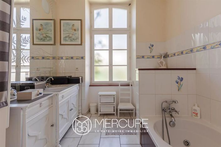 Image No.9-4 Bed House for sale