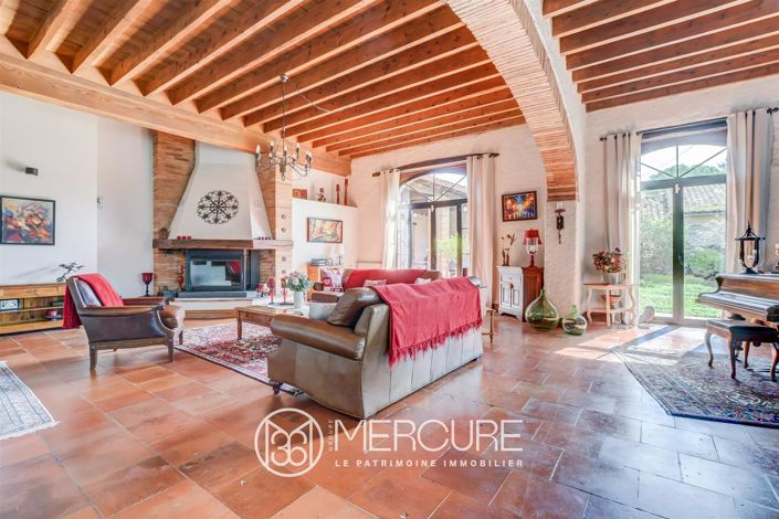 Image No.13-6 Bed House for sale