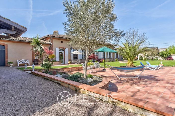 Image No.16-6 Bed House for sale