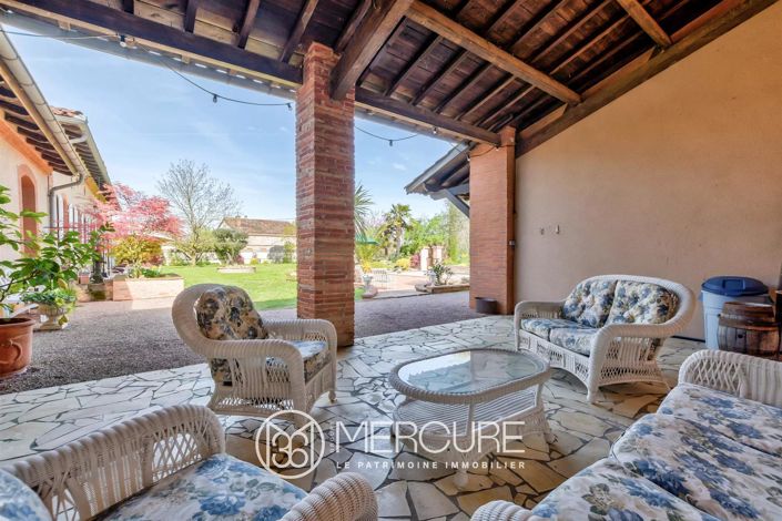 Image No.19-6 Bed House for sale