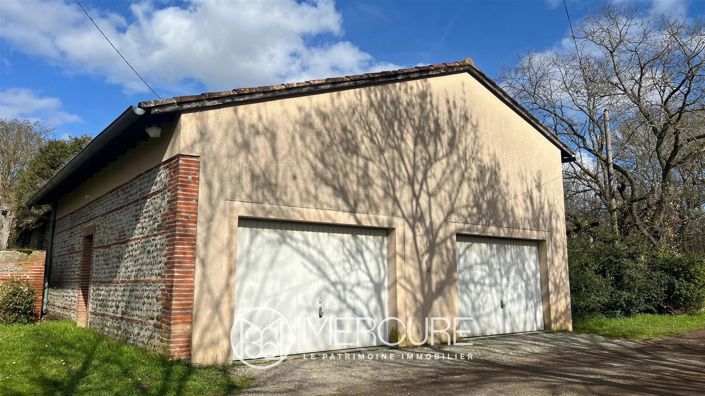 Image No.20-6 Bed House for sale