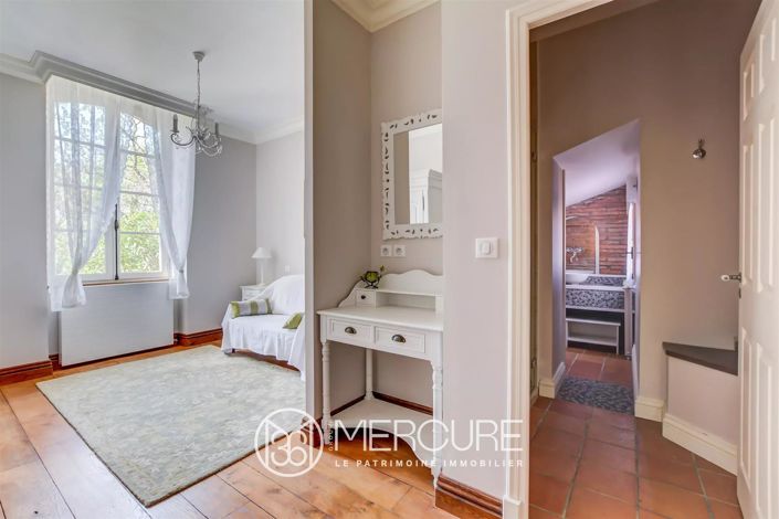 Image No.25-6 Bed House for sale