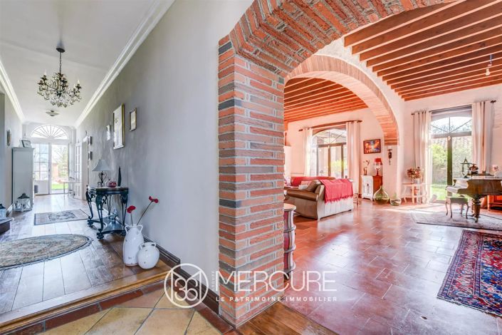 Image No.31-6 Bed House for sale