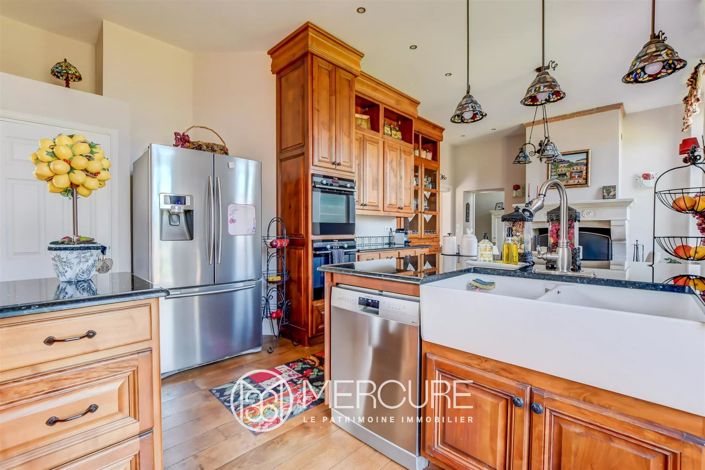 Image No.39-6 Bed House for sale