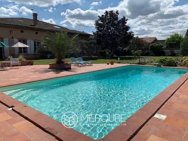 Image No.8-6 Bed House for sale