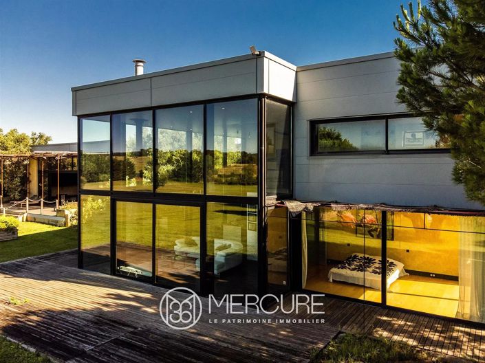 Image No.6-6 Bed House for sale