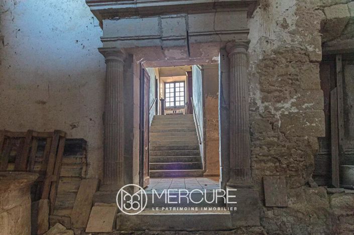 Image No.9-5 Bed House for sale