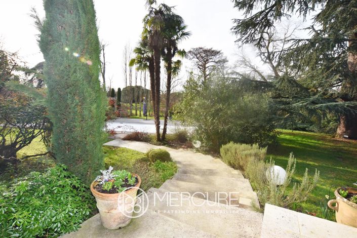 Image No.12-5 Bed House for sale