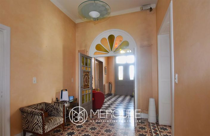 Image No.3-5 Bed House for sale