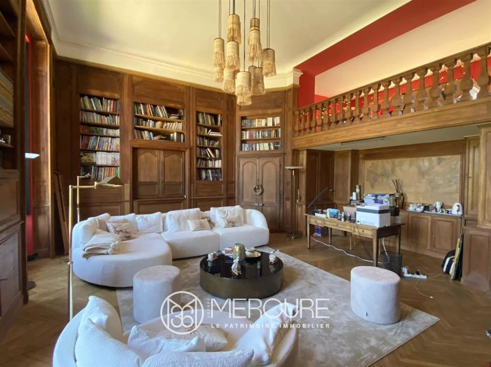 Image No.6-7 Bed House for sale