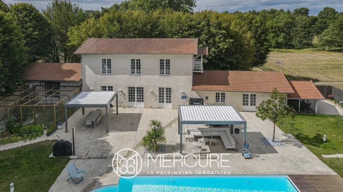 Image No.9-7 Bed House for sale