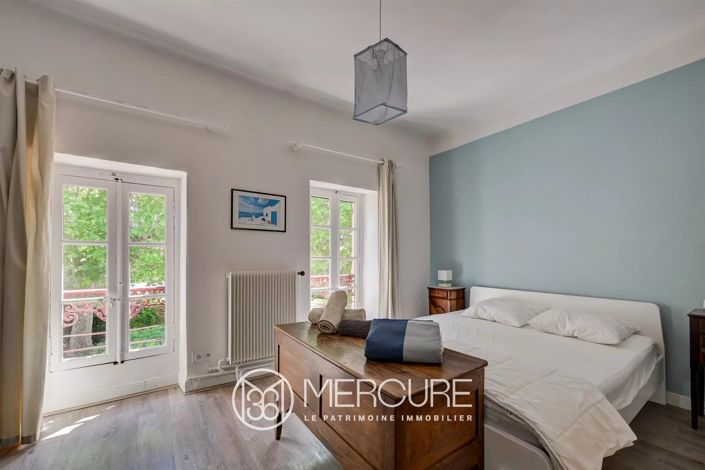 Image No.10-7 Bed House for sale