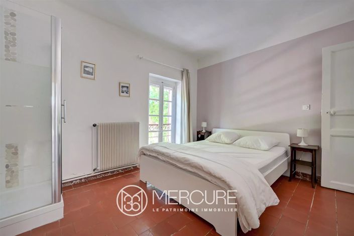 Image No.11-7 Bed House for sale