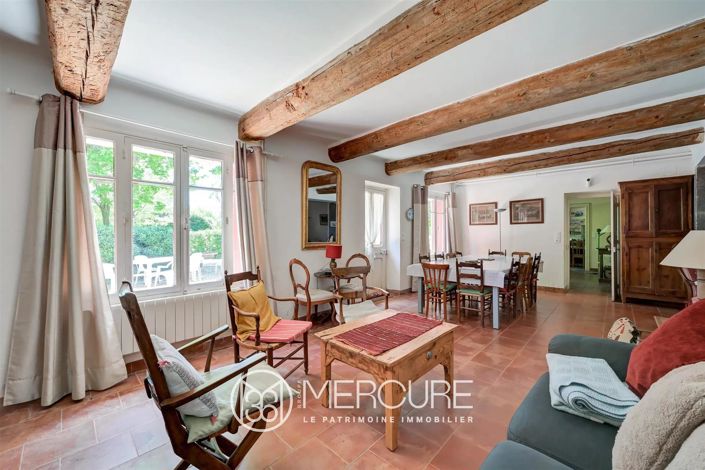 Image No.7-7 Bed House for sale