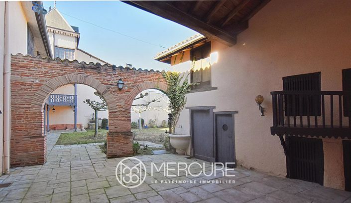 Image No.3-4 Bed House for sale