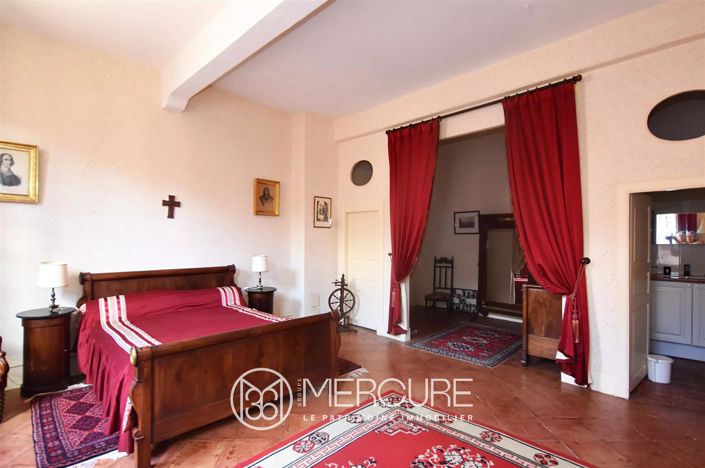 Image No.5-4 Bed House for sale