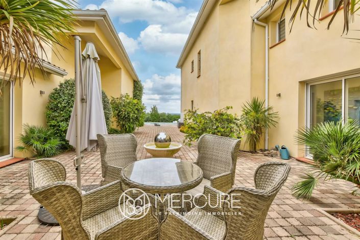 Image No.3-4 Bed House for sale