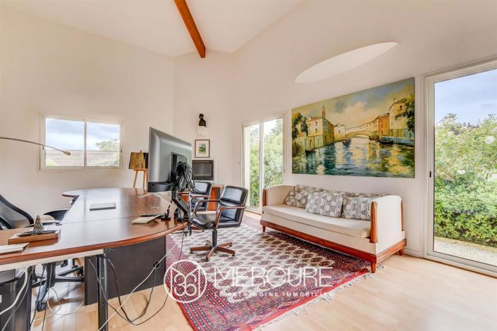 Image No.9-4 Bed House for sale