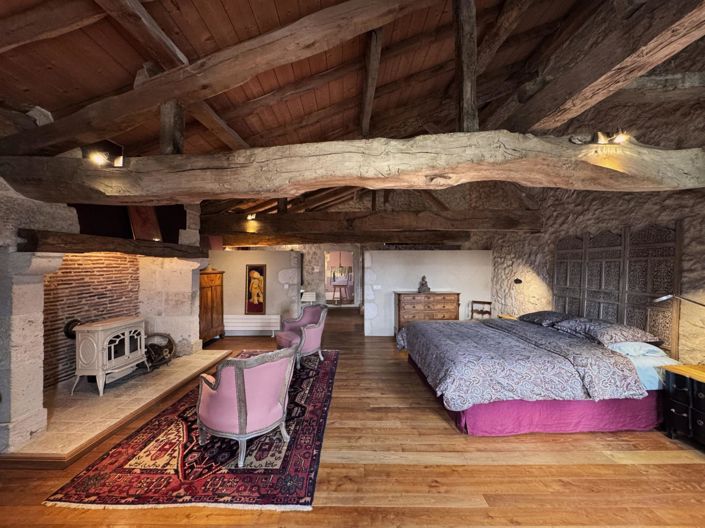 Image No.13-5 Bed Property for sale