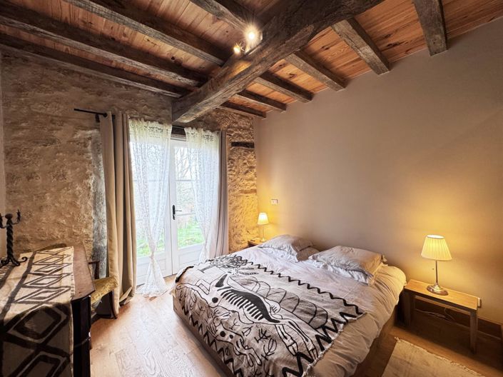 Image No.18-5 Bed Property for sale