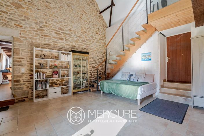 Image No.8-4 Bed House for sale