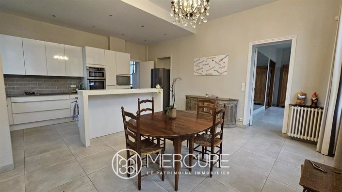 Image No.7-6 Bed House for sale