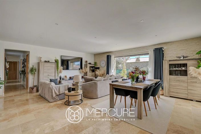 Image No.4-4 Bed House for sale