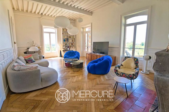 Image No.7-7 Bed House for sale