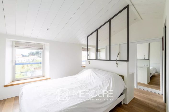 Image No.7-4 Bed House for sale