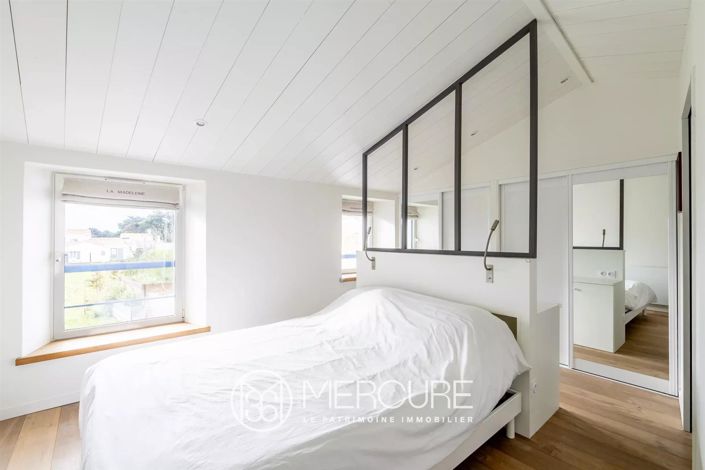 Image No.7-4 Bed House for sale