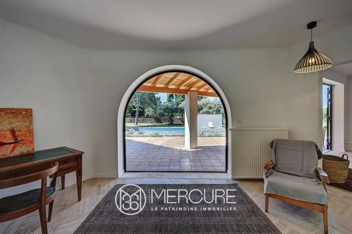 Image No.10-4 Bed House for sale