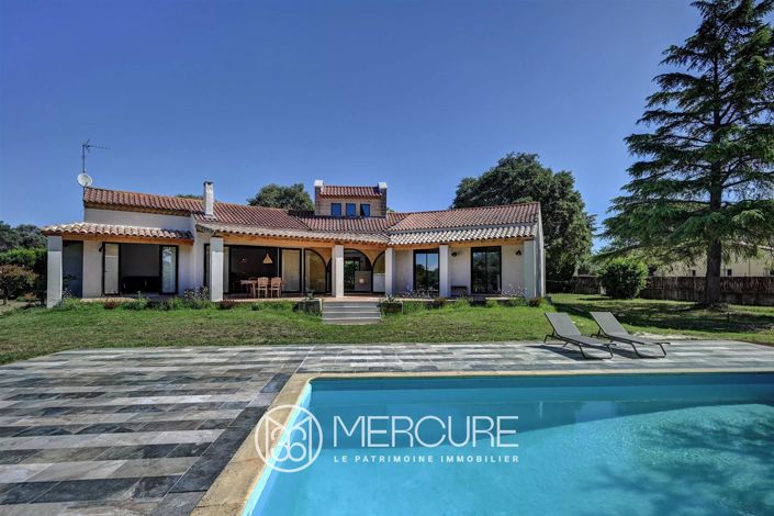 Image No.2-4 Bed House for sale