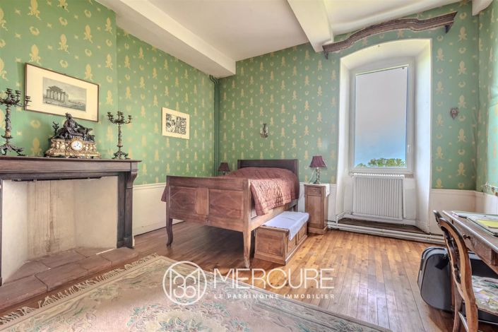 Image No.9-5 Bed House for sale