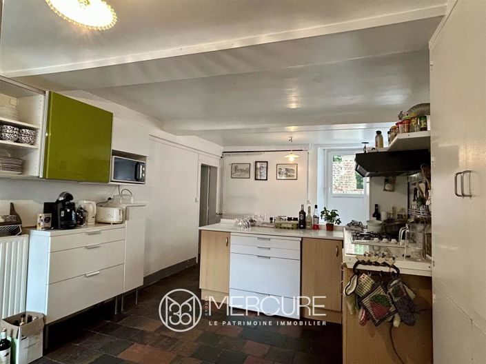 Image No.10-8 Bed House for sale