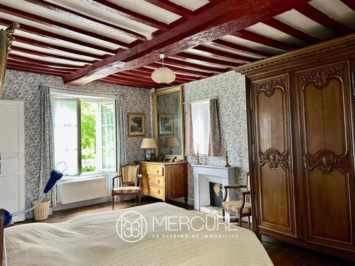 Image No.11-8 Bed House for sale